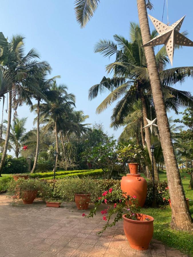 Chalston Beach Resort Calangute Exterior foto