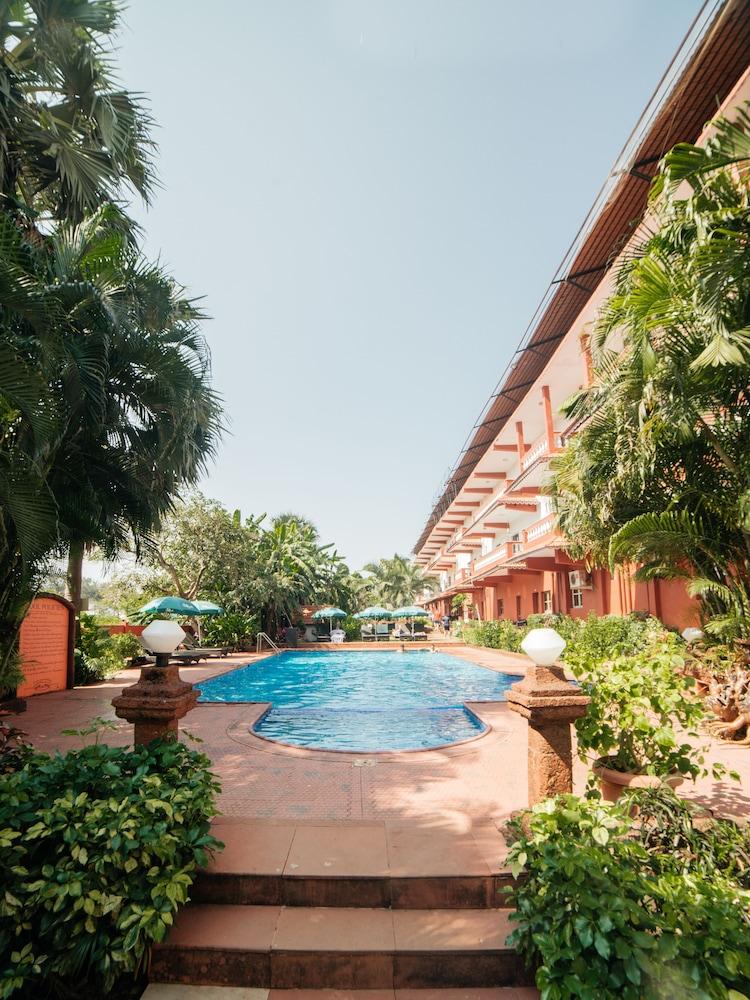 Chalston Beach Resort Calangute Exterior foto