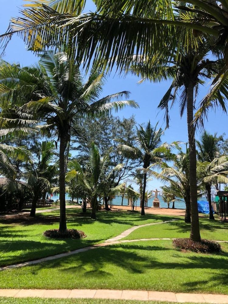 Chalston Beach Resort Calangute Exterior foto