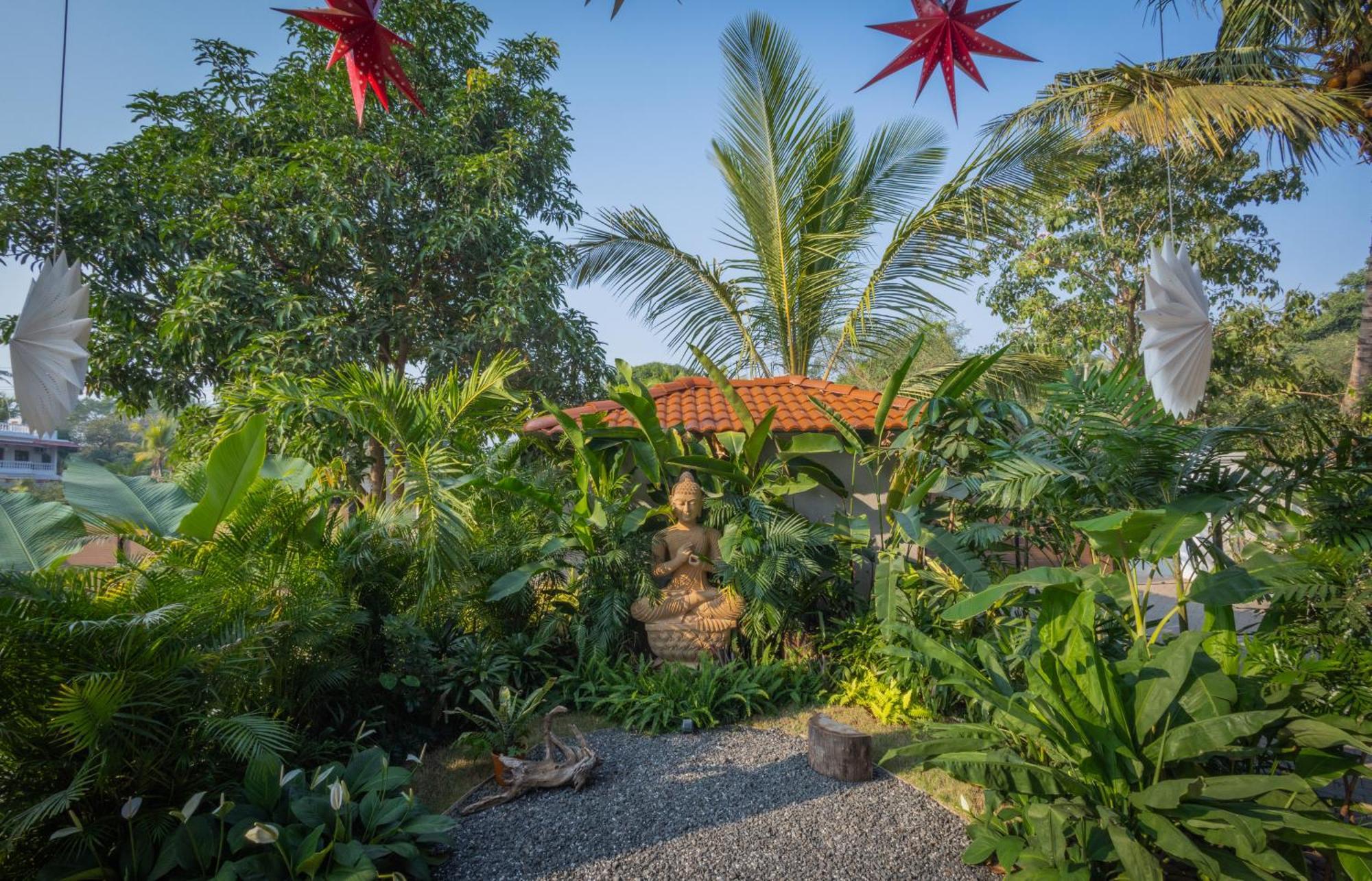 Chalston Beach Resort Calangute Exterior foto